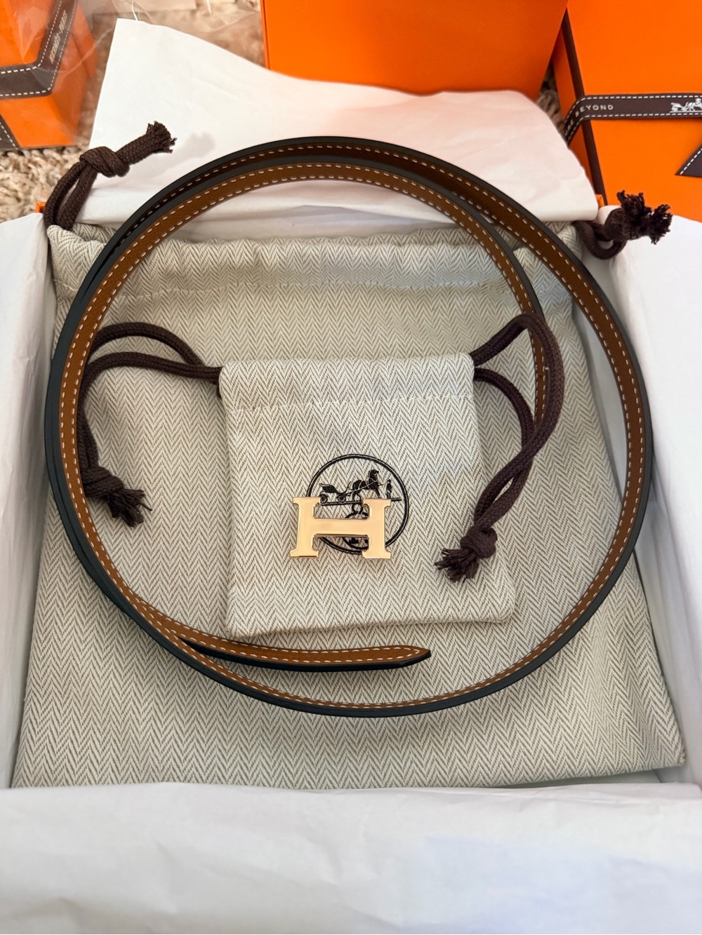 Reversible Brown/Black Leather Belt with Rose Gold H Buckle size 13/85